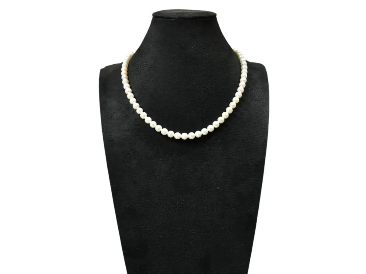 Стандарт сувдан зүүлт