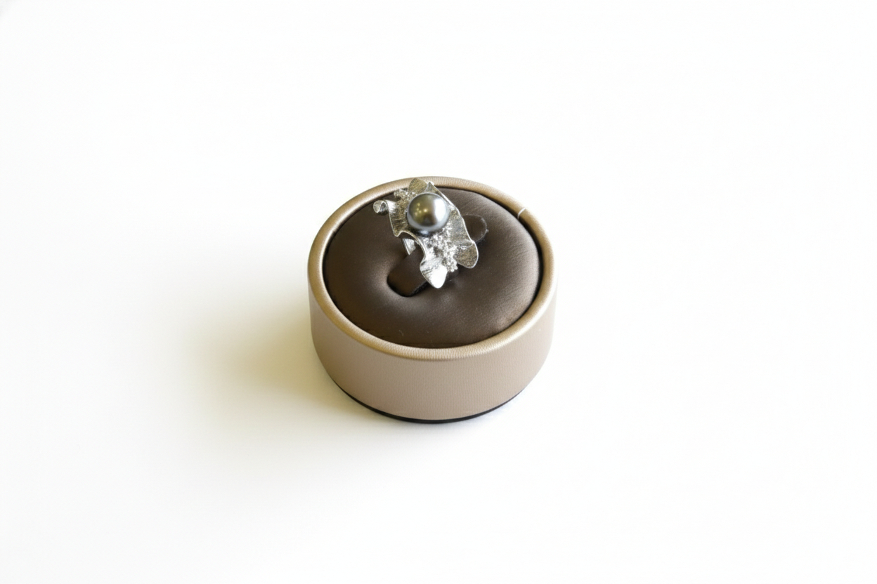 Сувдан бөгж