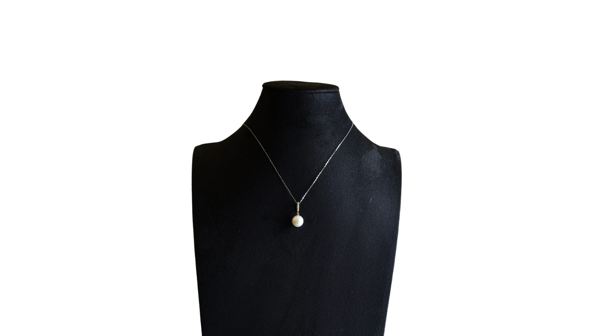 Сувдан кулон