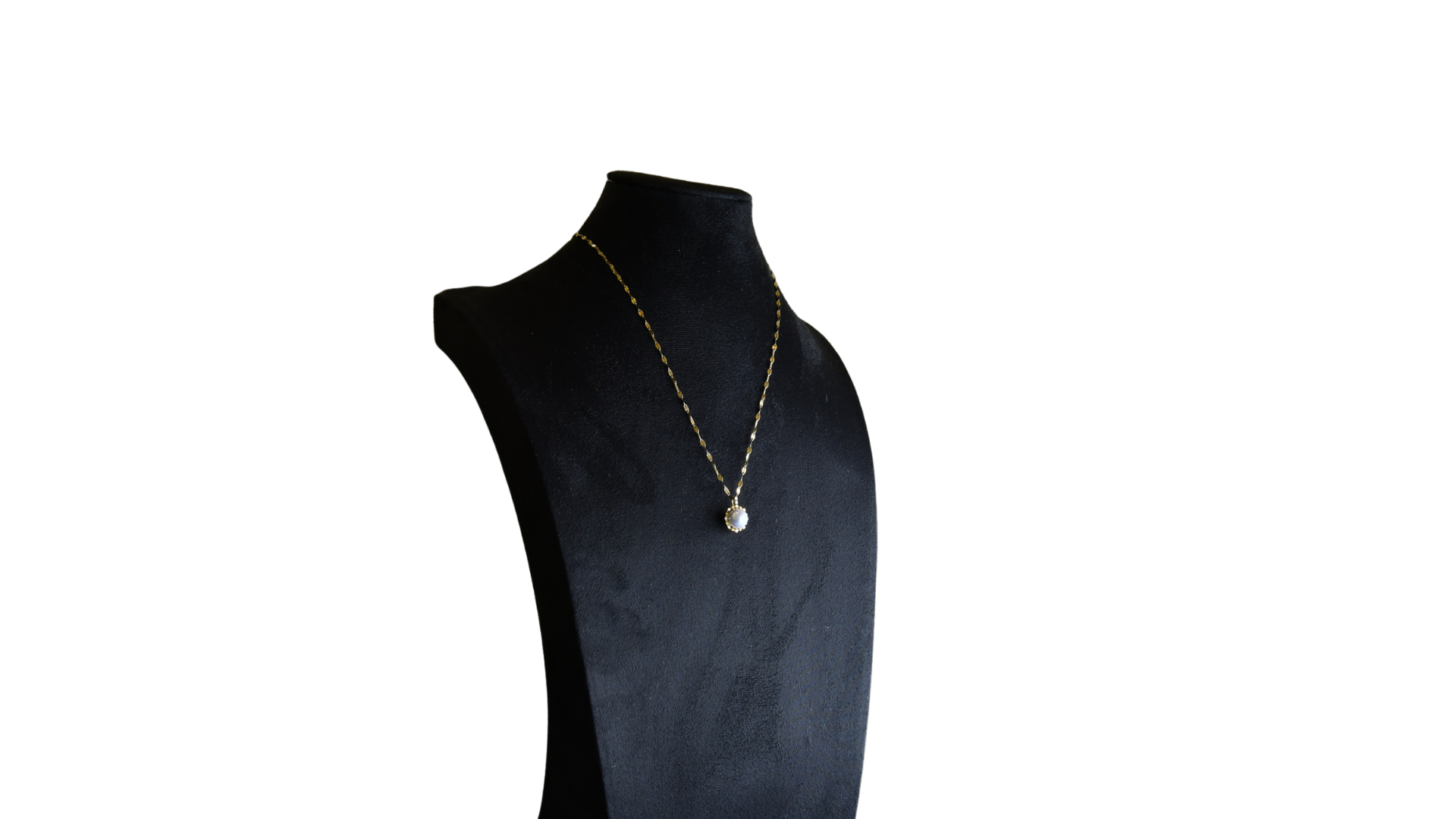 Сувдан кулон