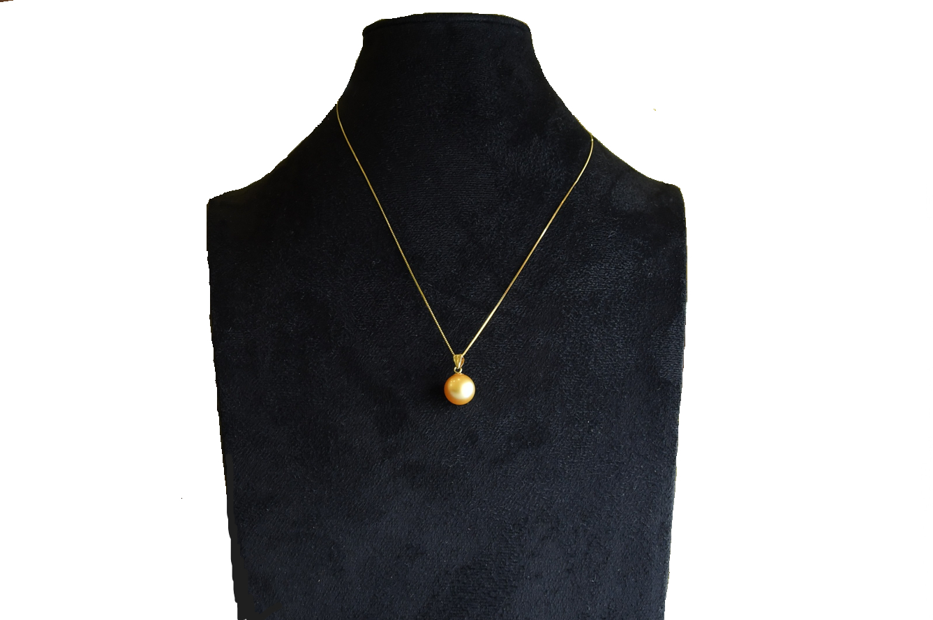 Сувдан кулон