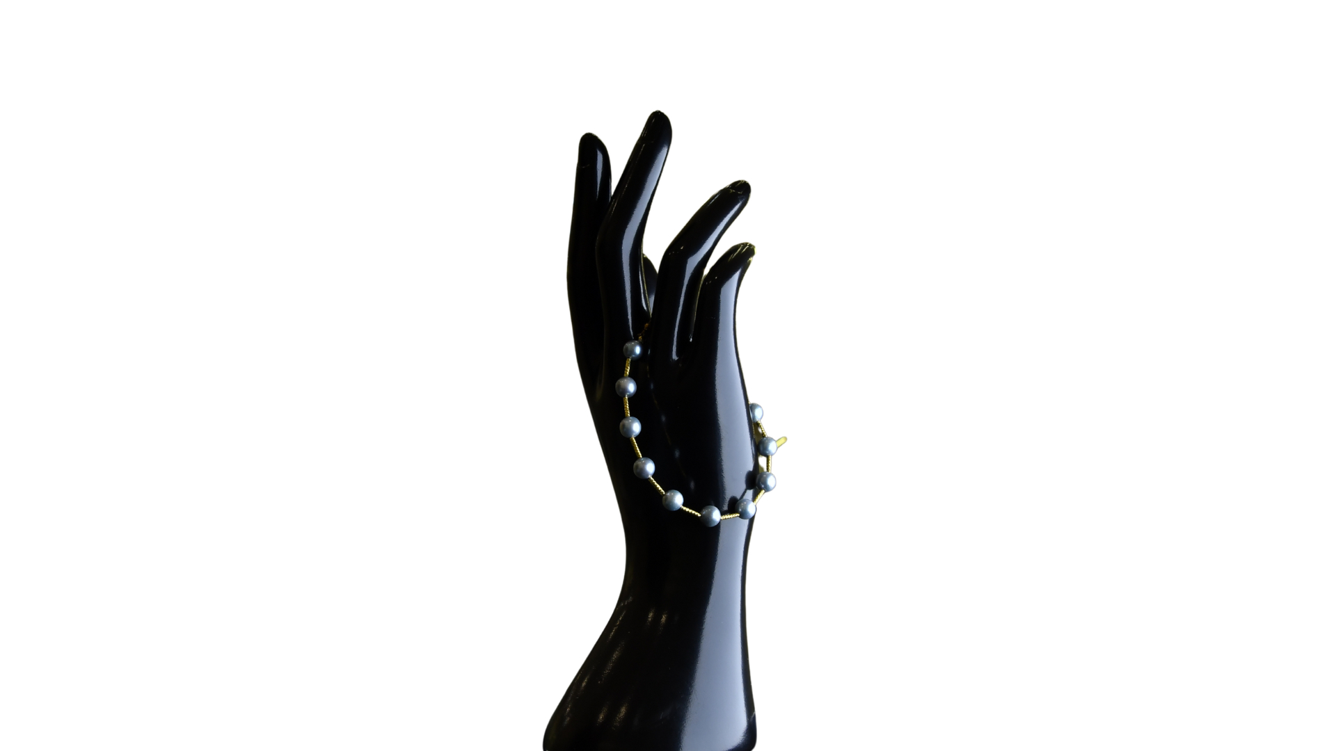 Сувдан бугуйвч